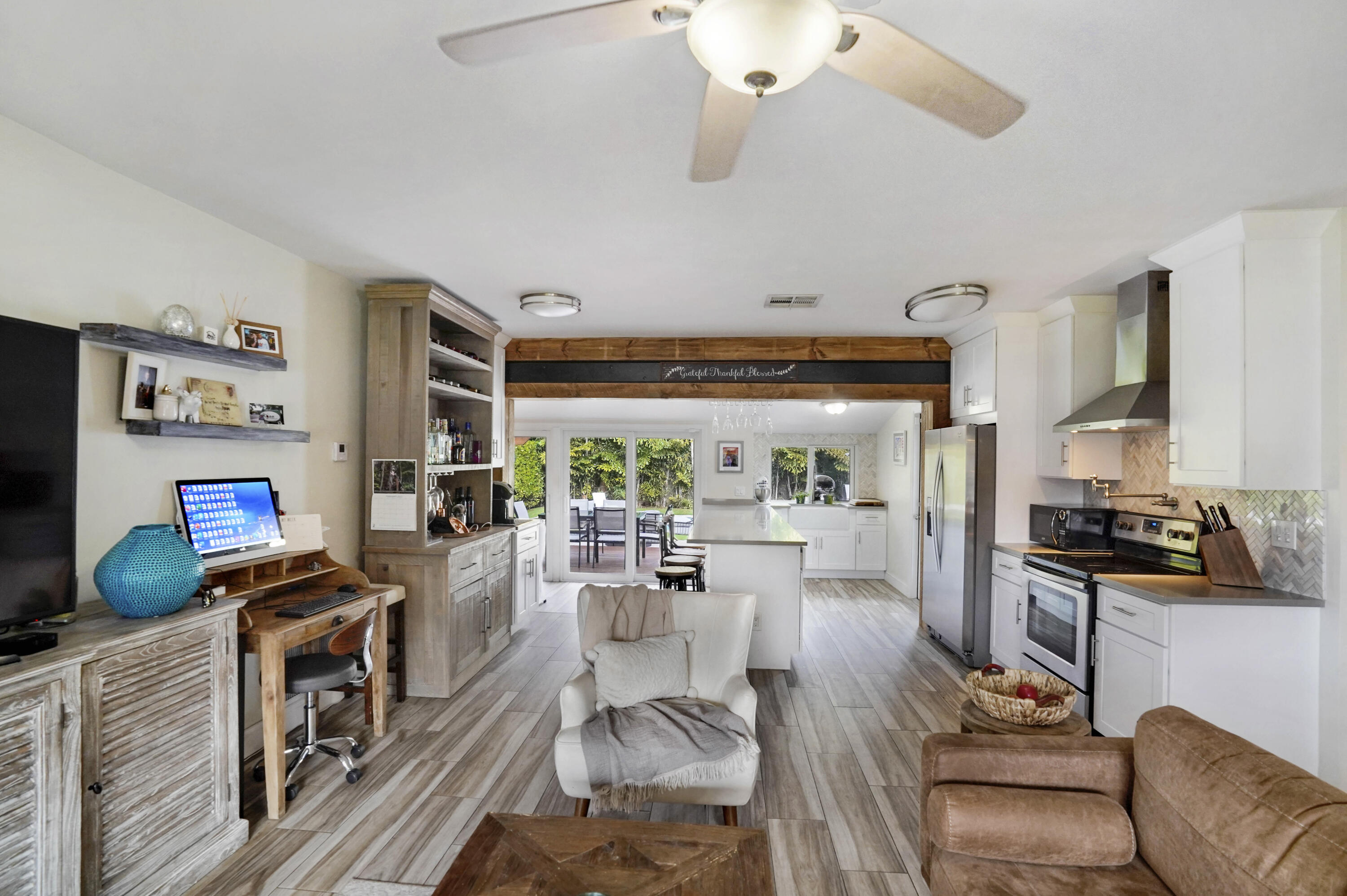 PLUMOSA PARK SEC A, B AND - Residential