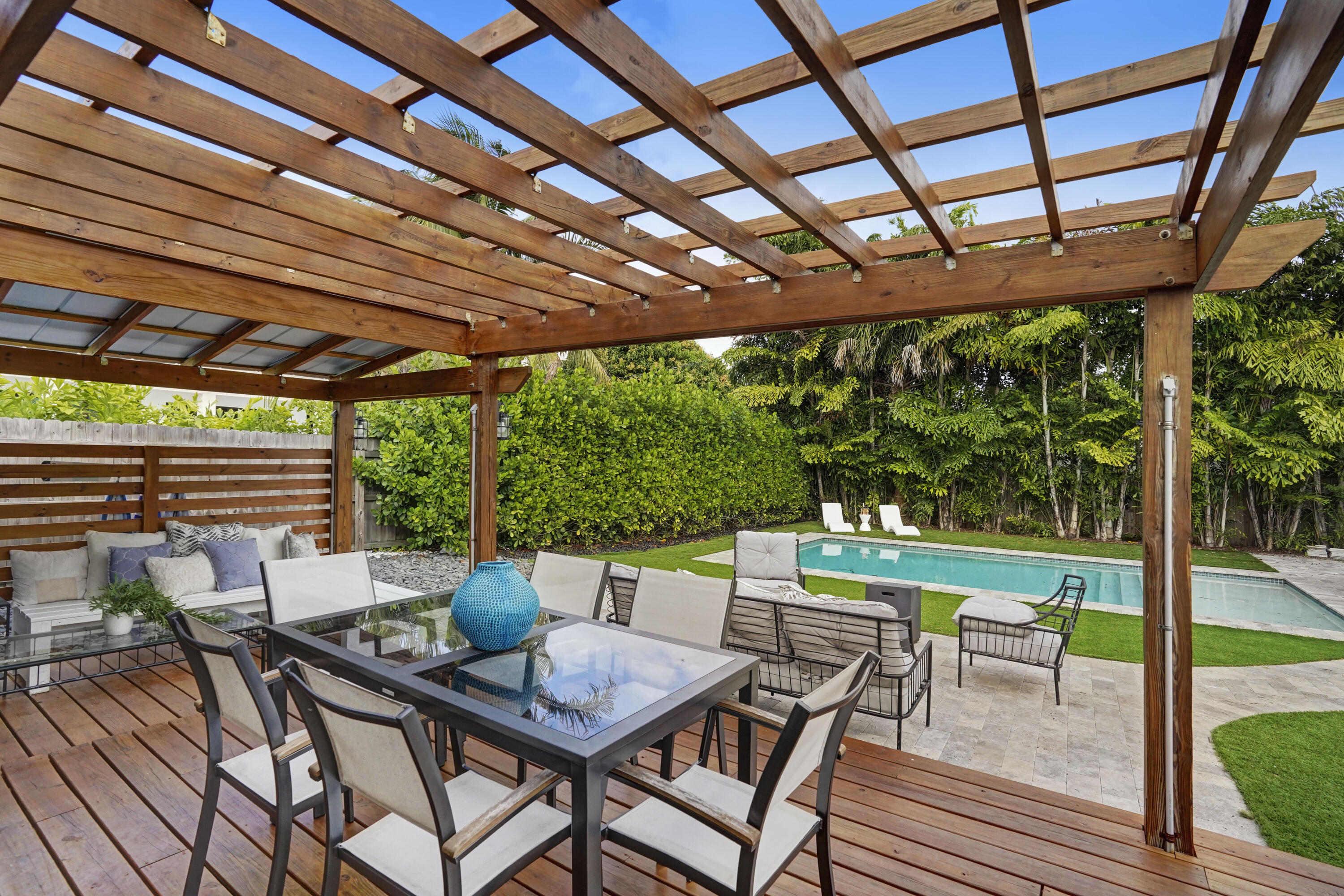 PLUMOSA PARK SEC A, B AND - Residential