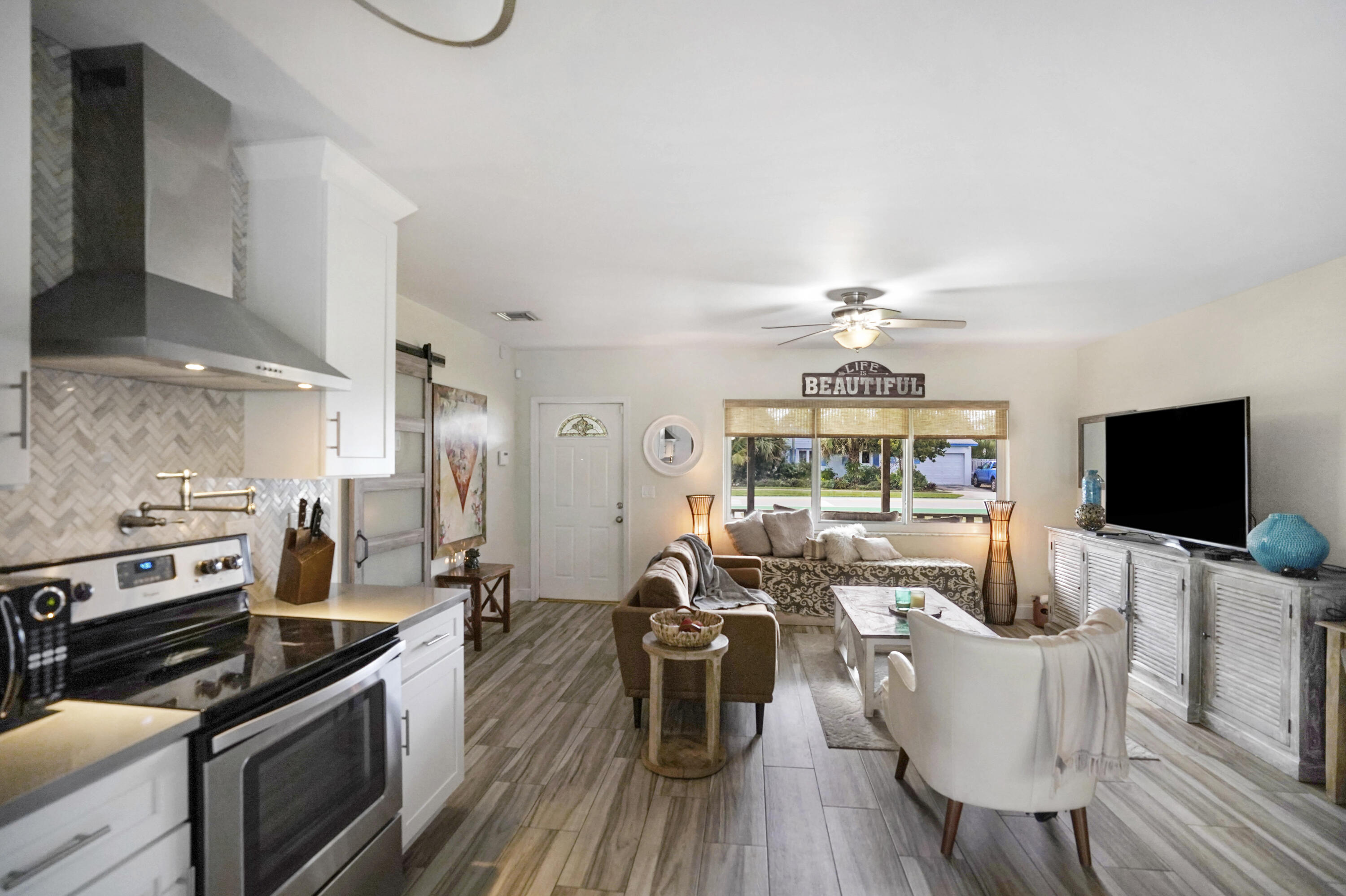 PLUMOSA PARK SEC A, B AND - Residential