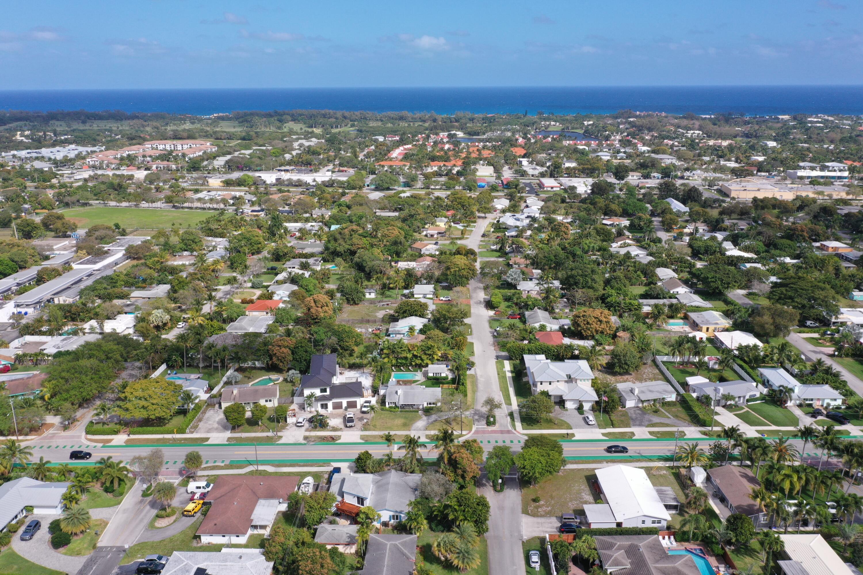 PLUMOSA PARK SEC A, B AND - Residential