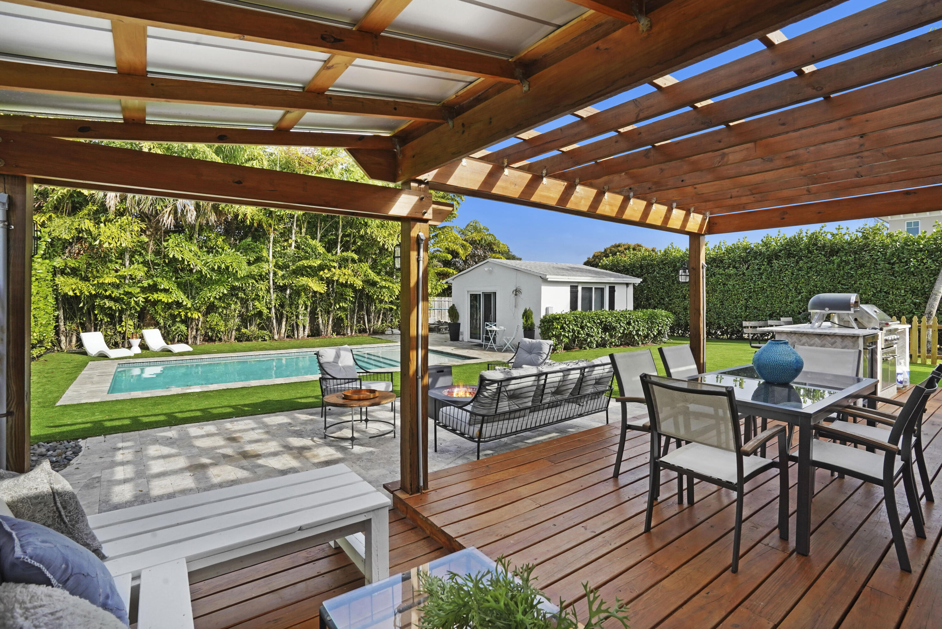 PLUMOSA PARK SEC A, B AND - Residential