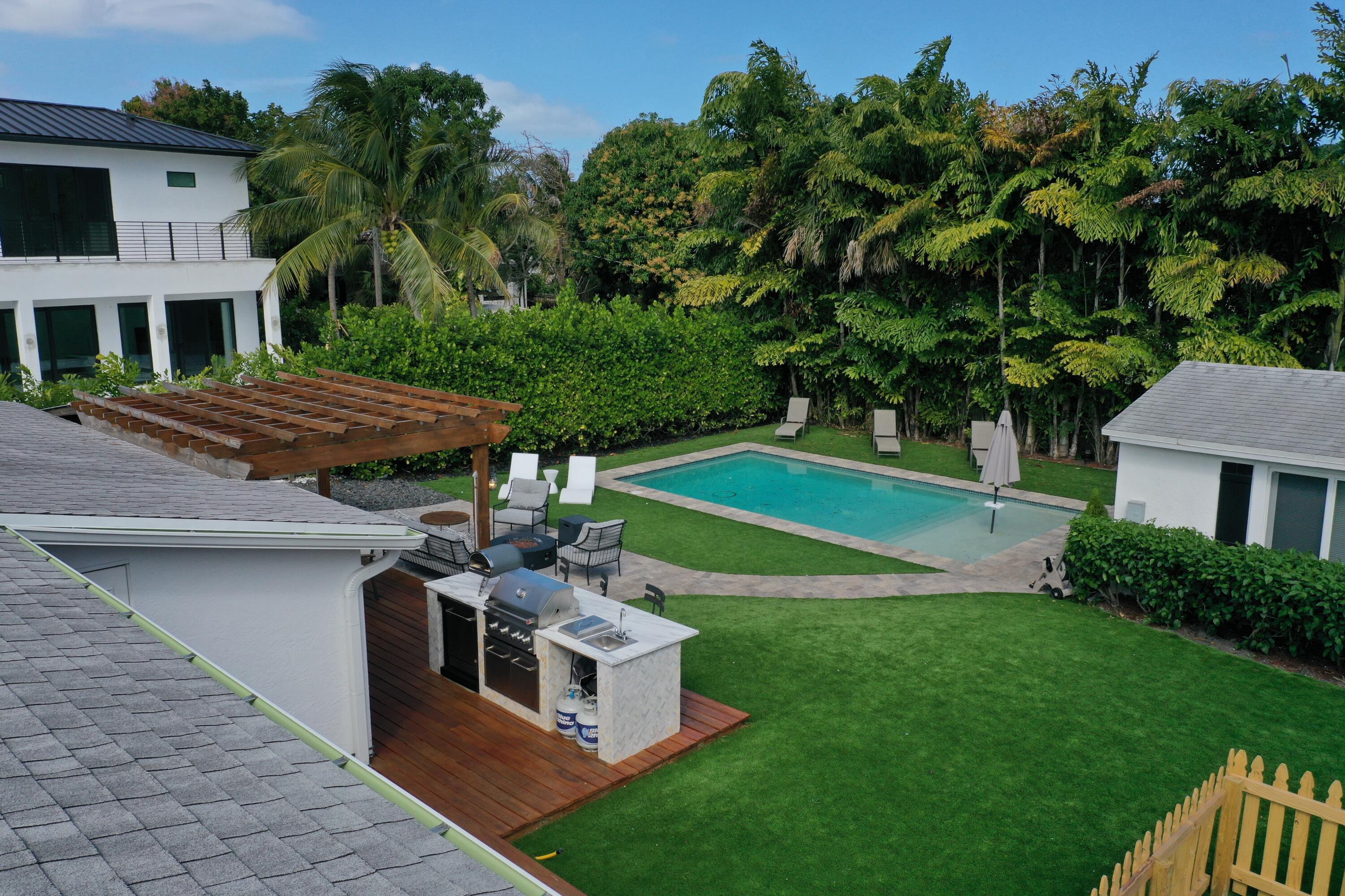 PLUMOSA PARK SEC A, B AND - Residential