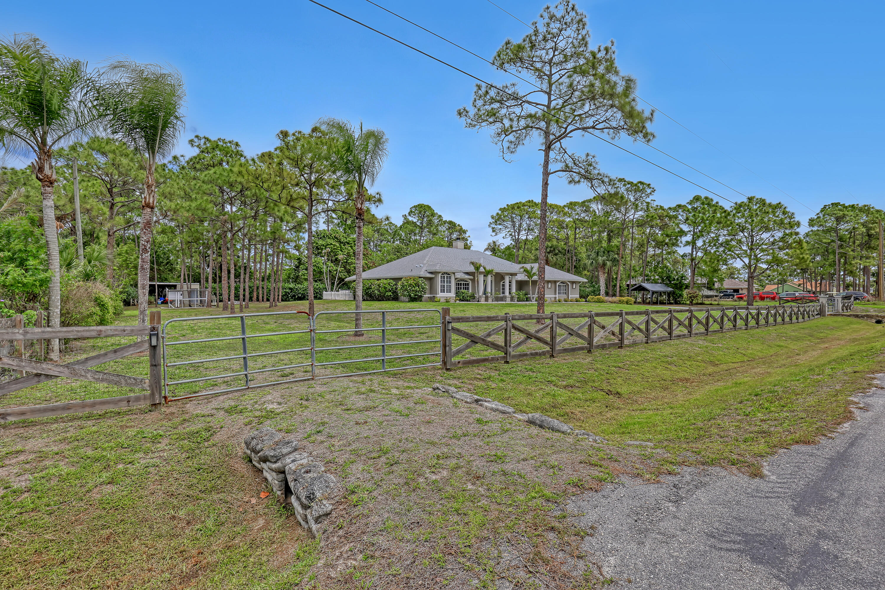 ACREAGE - Residential
