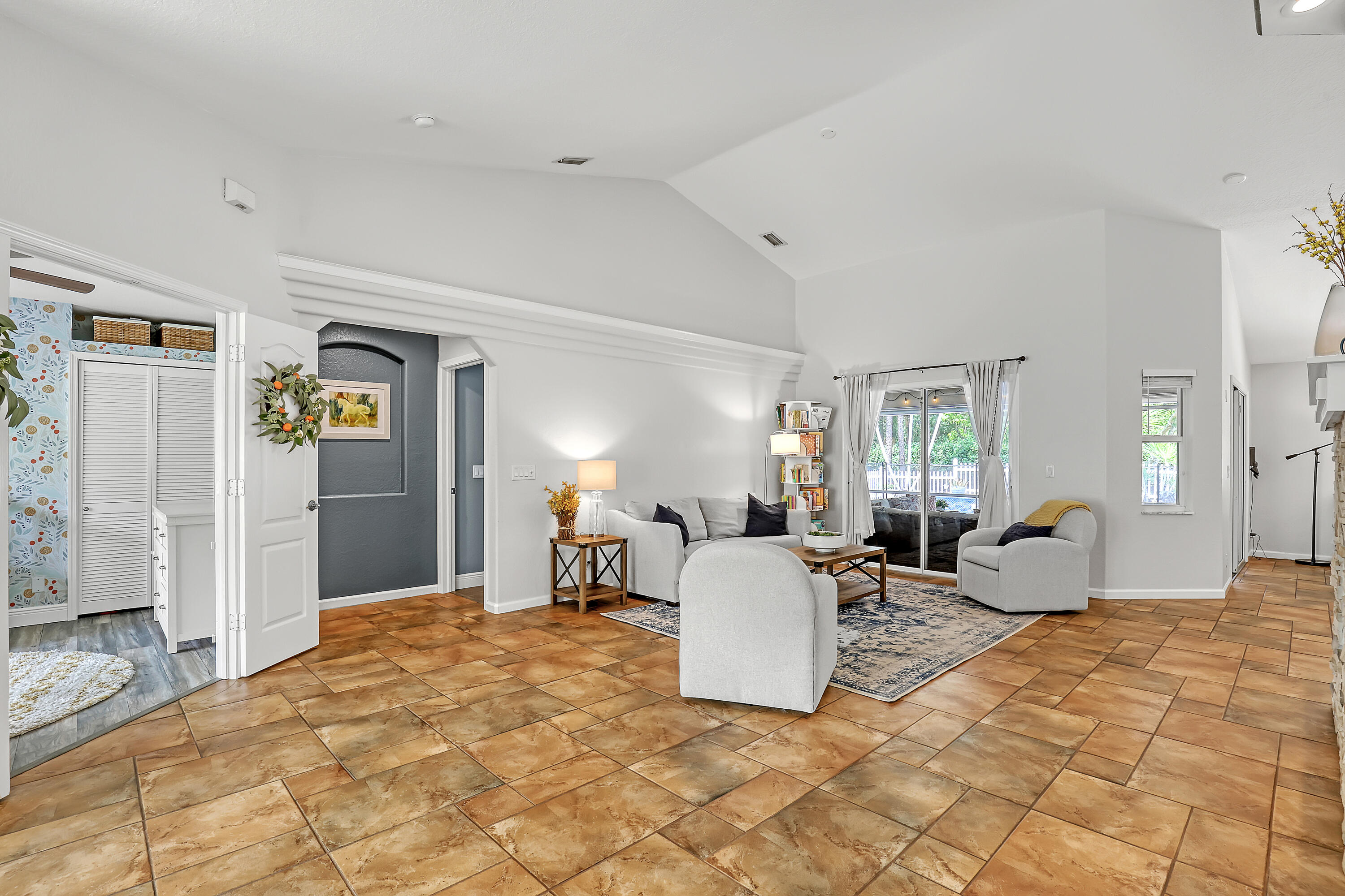 ACREAGE - Residential