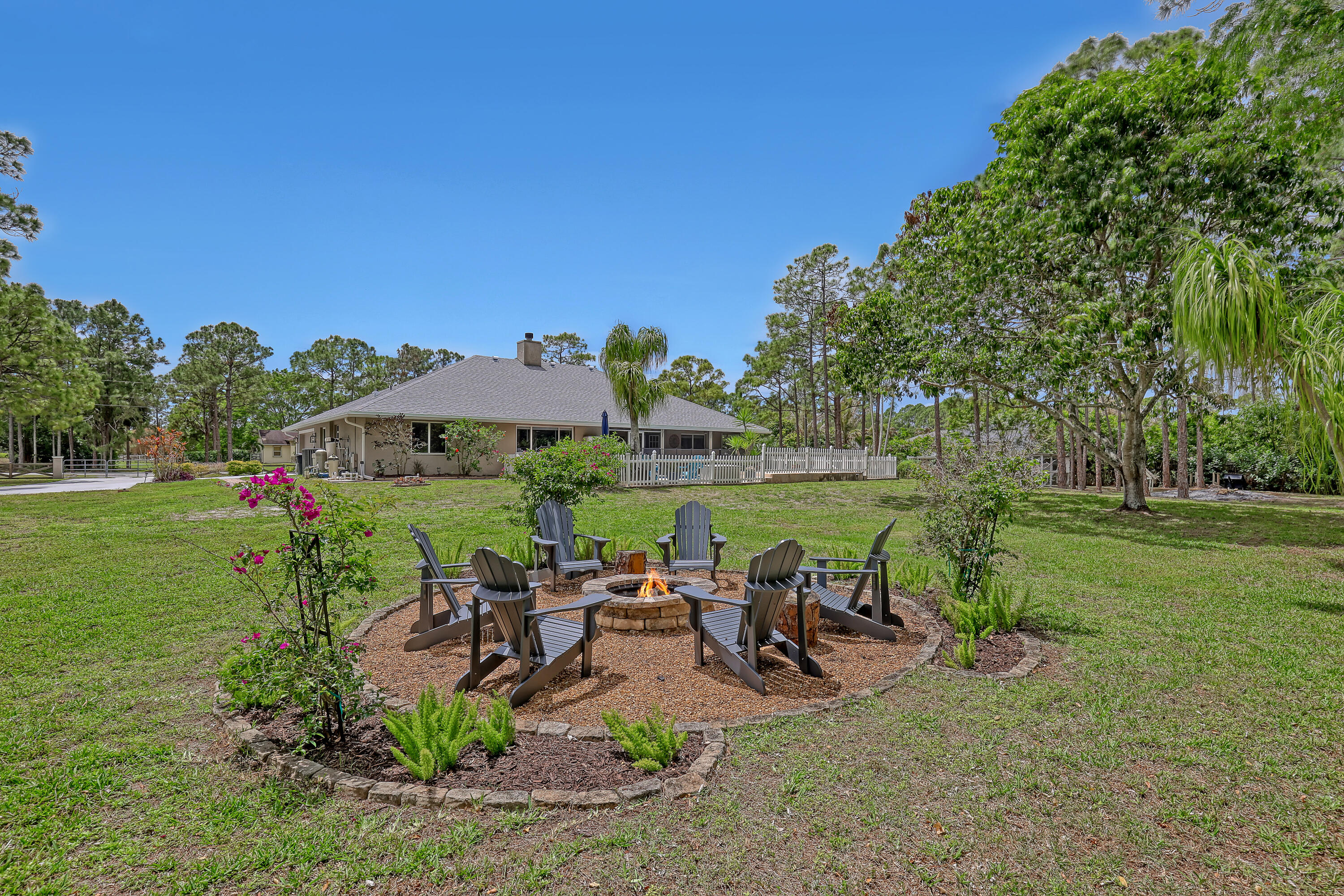 ACREAGE - Residential