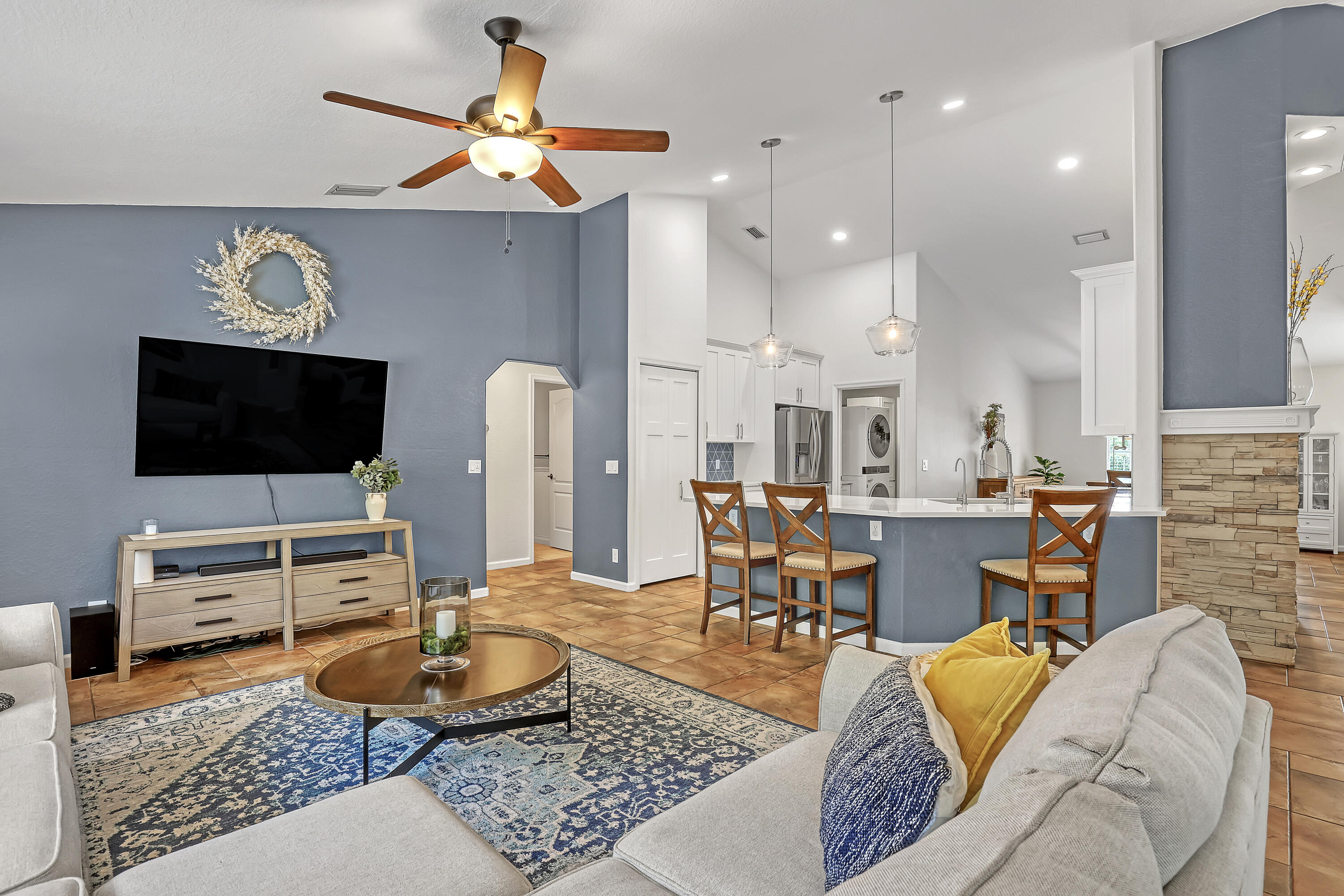 ACREAGE - Residential