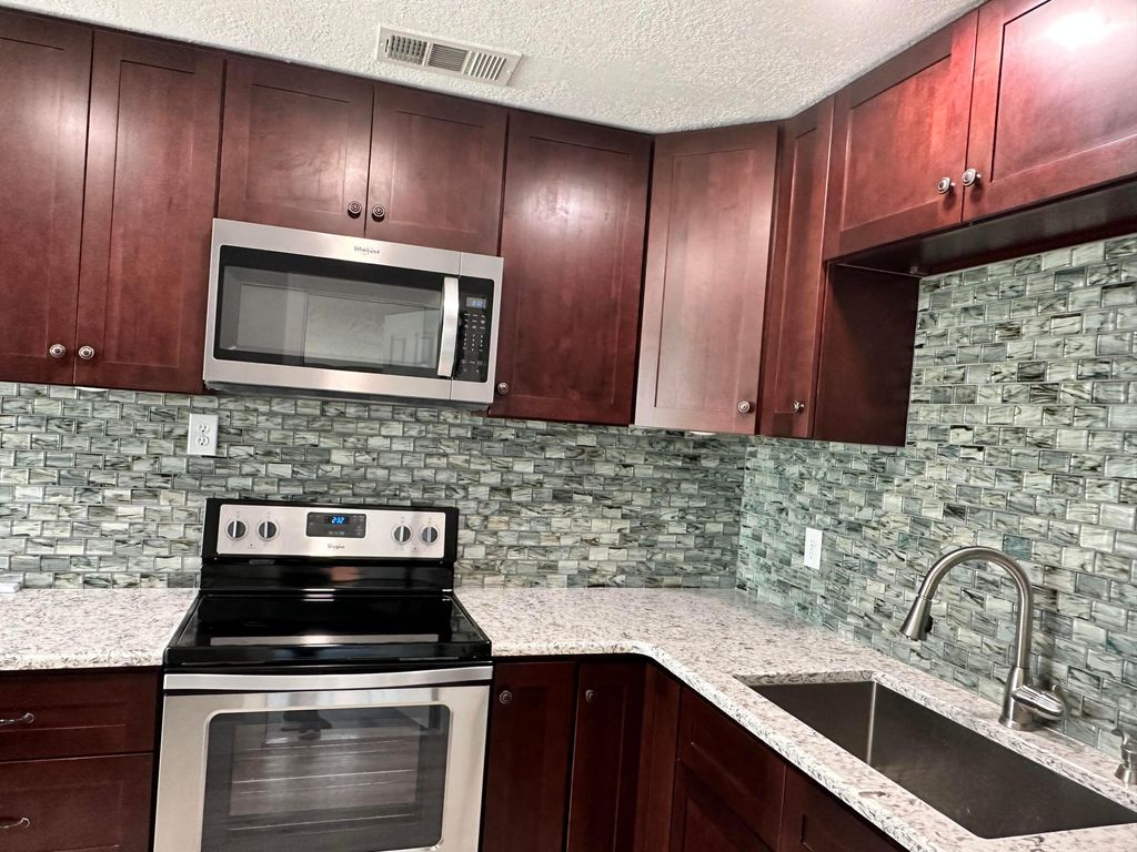 Photo of 2814 SE Indian Street, Stuart, FL 34997 (MLS # B26017384)