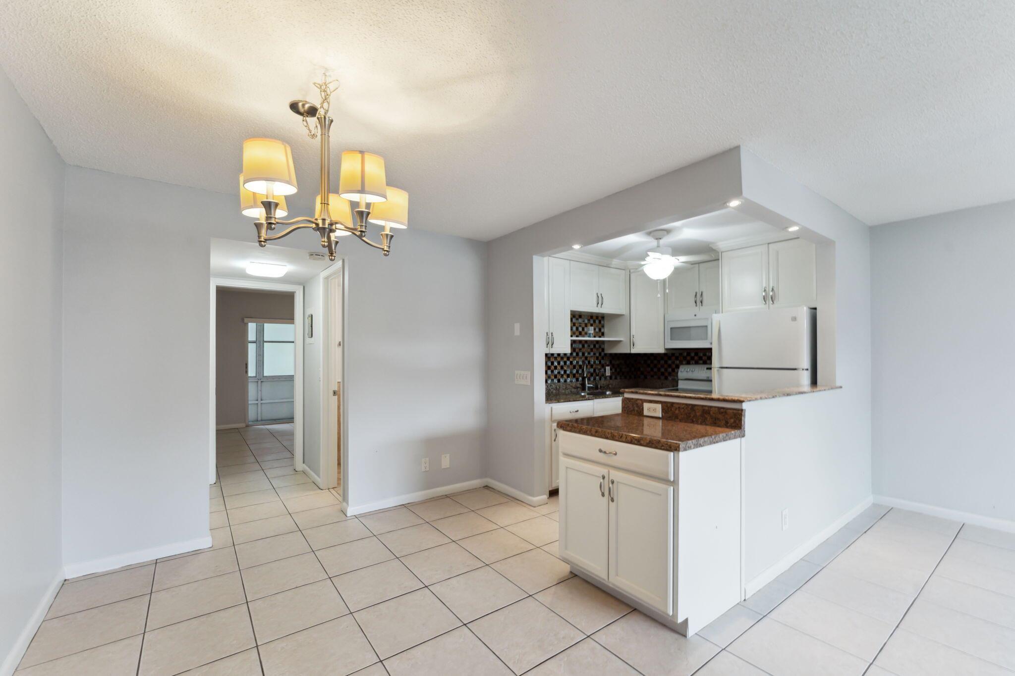 119 Dorchester F