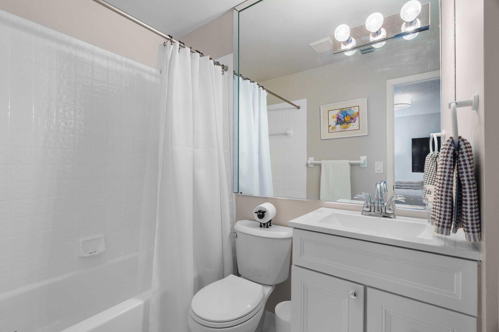 Casa Bayview II - Residential Lease