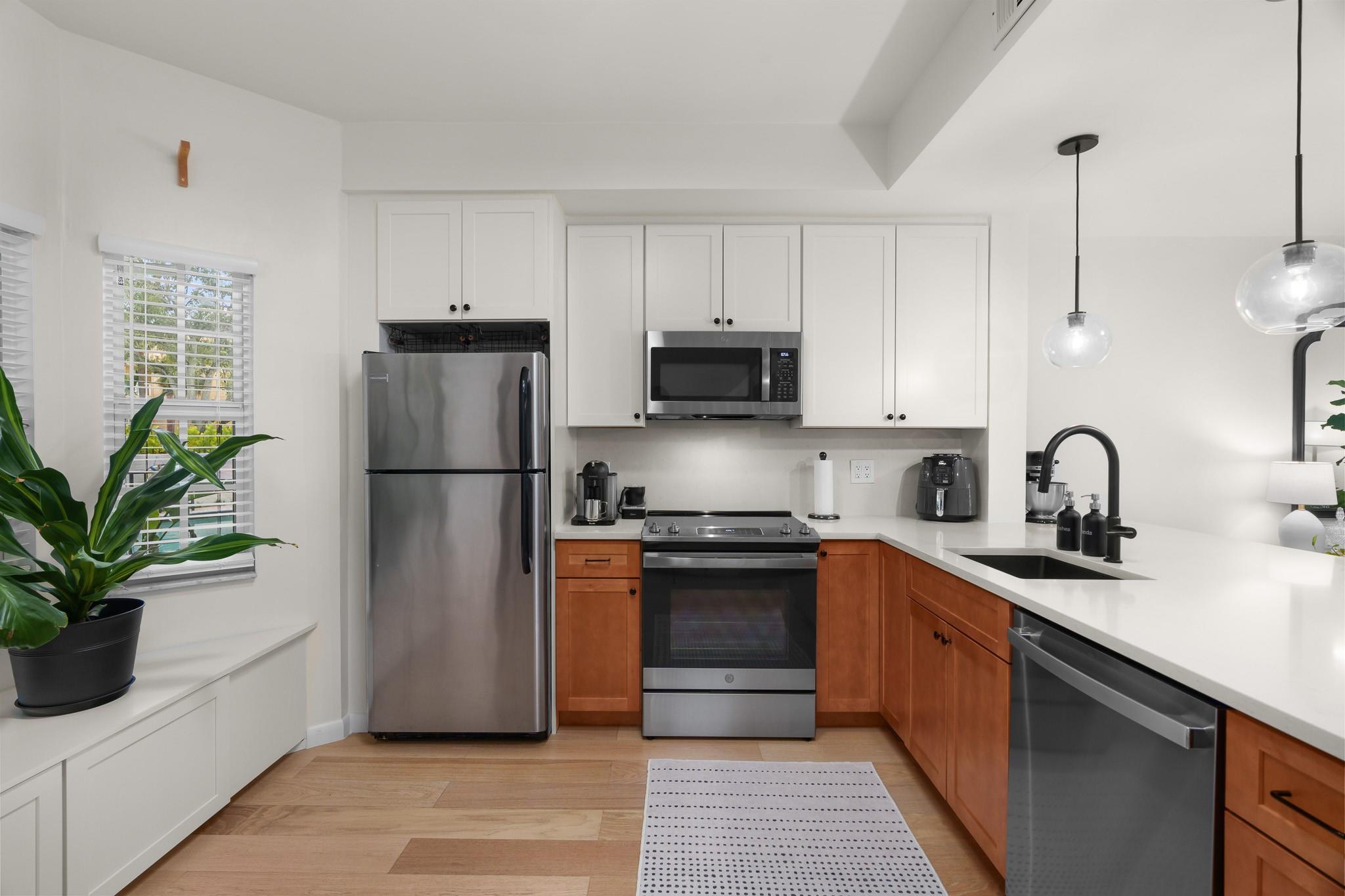 Casa Bayview II - Residential Lease