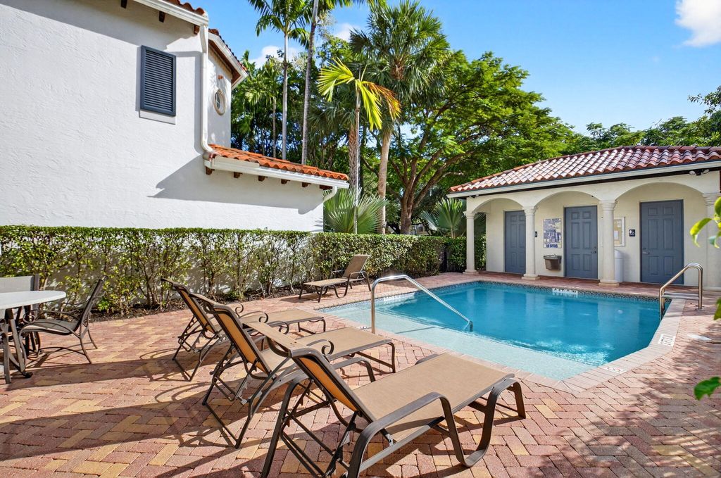 Photo of 1659 N Federal Highway, Delray Beach, FL 33483 (MLS # R11143838)