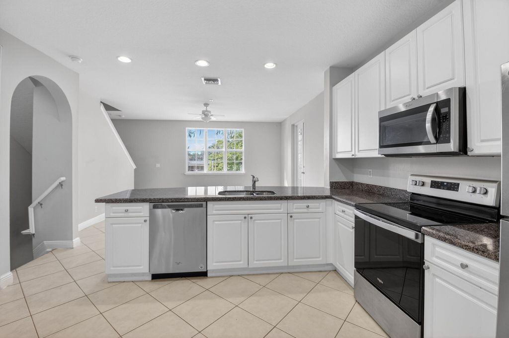 Photo of 1659 N Federal Highway, Delray Beach, FL 33483 (MLS # R11143838)