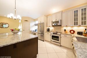 COACH HOMES OF ADDISON TR - Residential