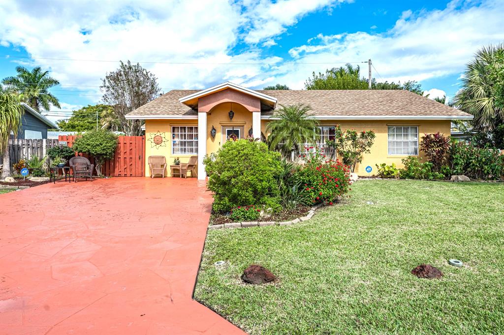 CRESTHAVEN 8 - Residential