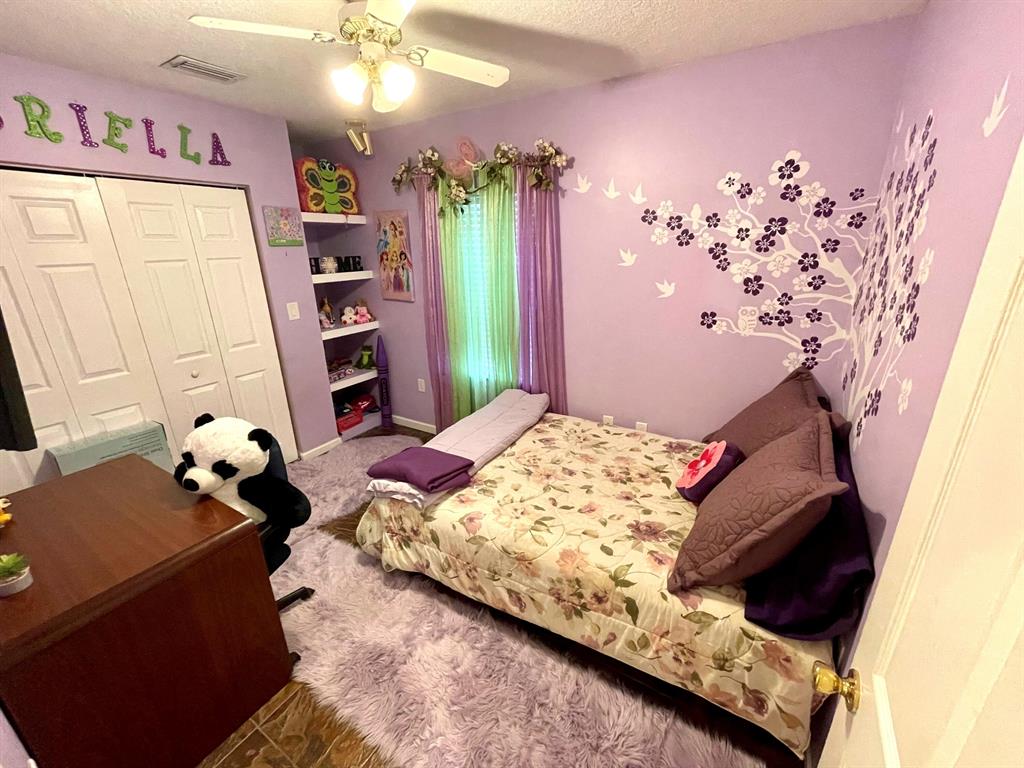 CRESTHAVEN 8 - Residential