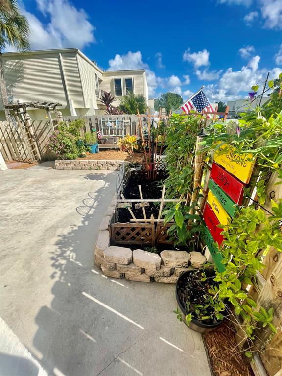 FRENCH QUARTER 3 - Residential