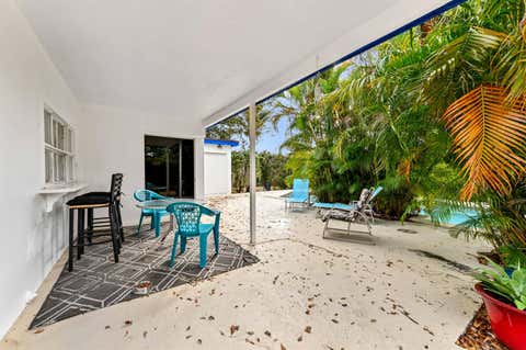 Tiny photo for 6260 NW 19th Street, Sunrise, FL 33313 (MLS # B26042889)