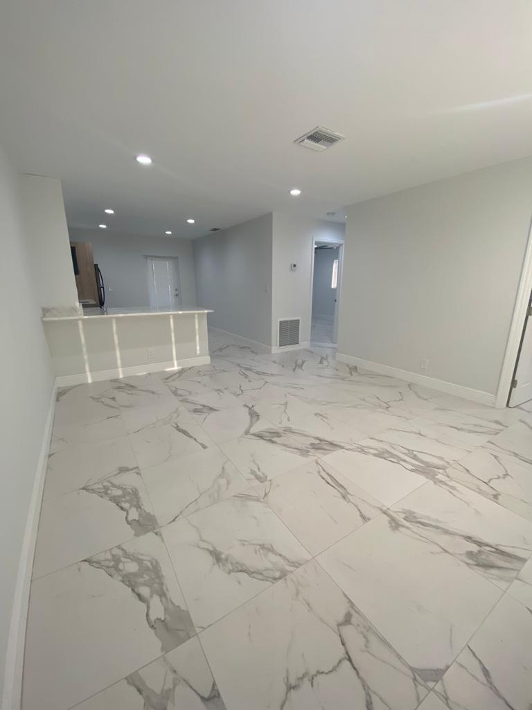 Photo of 2846 N North Dixie Hwy, Boca Raton, FL 33431 (MLS # B26056686)