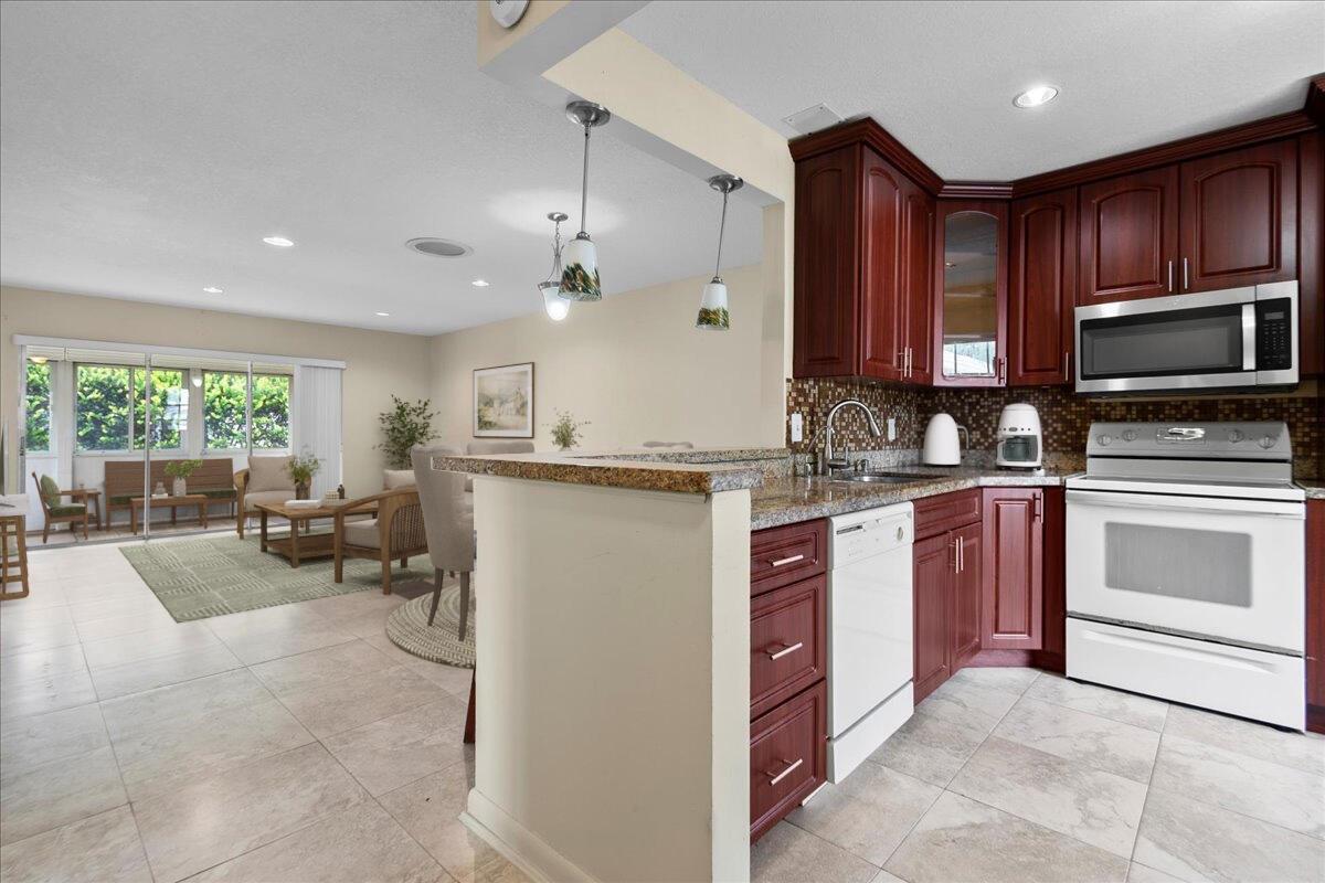 374 Bennington Lane