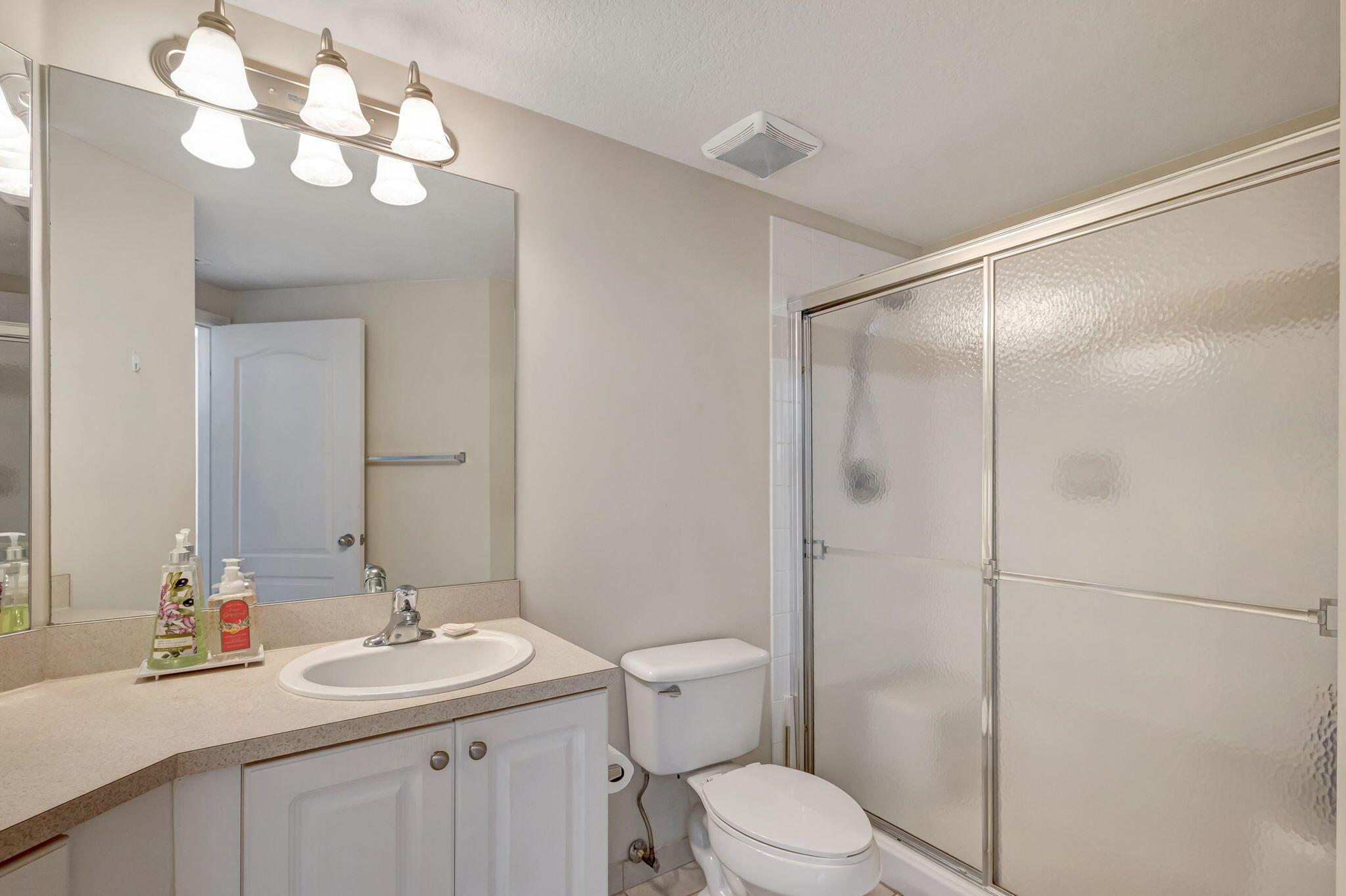 RESIDENCES AT LEGACY PLAC - Residential Lease