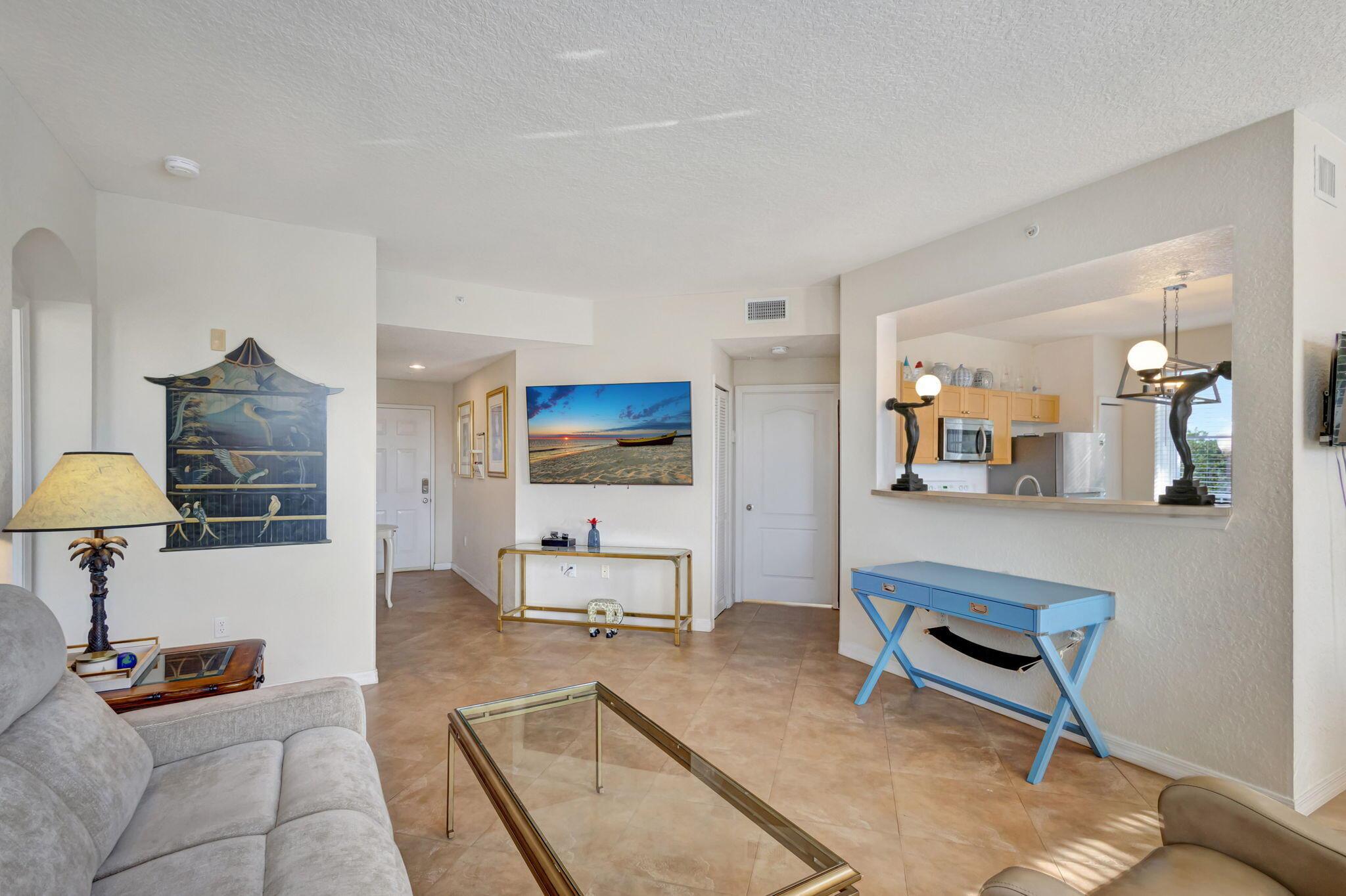 RESIDENCES AT LEGACY PLAC - Residential Lease