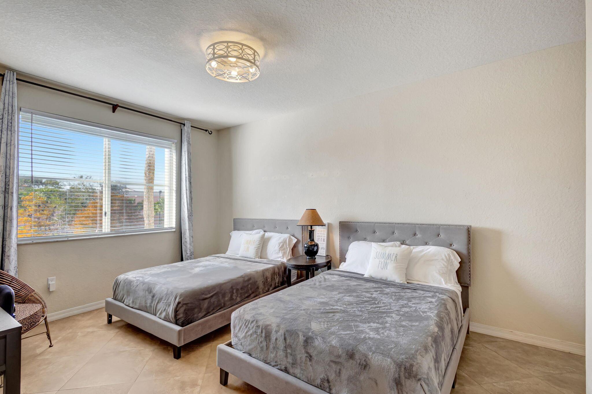 RESIDENCES AT LEGACY PLAC - Residential Lease