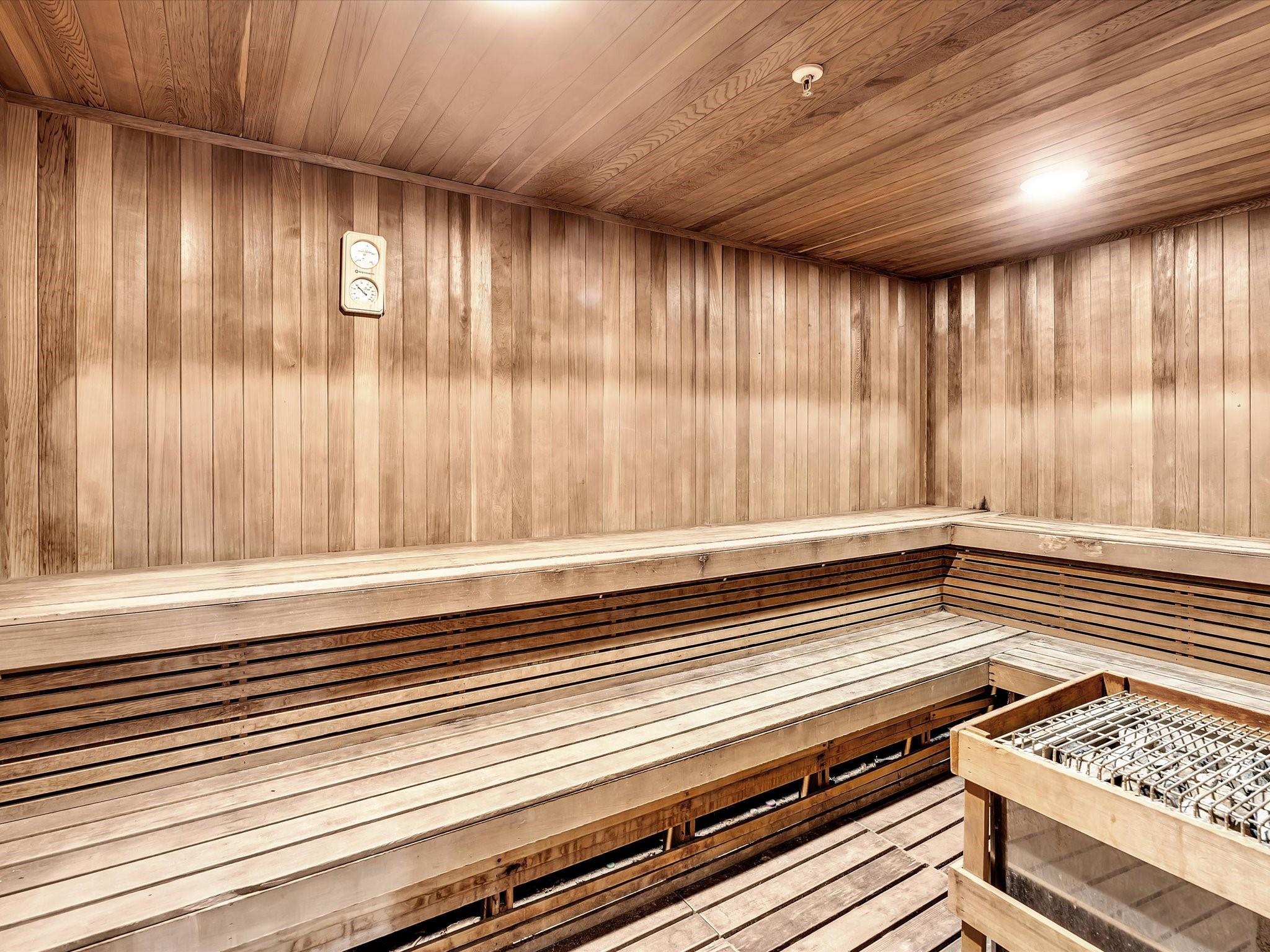 Residences On Hollywood - Residential