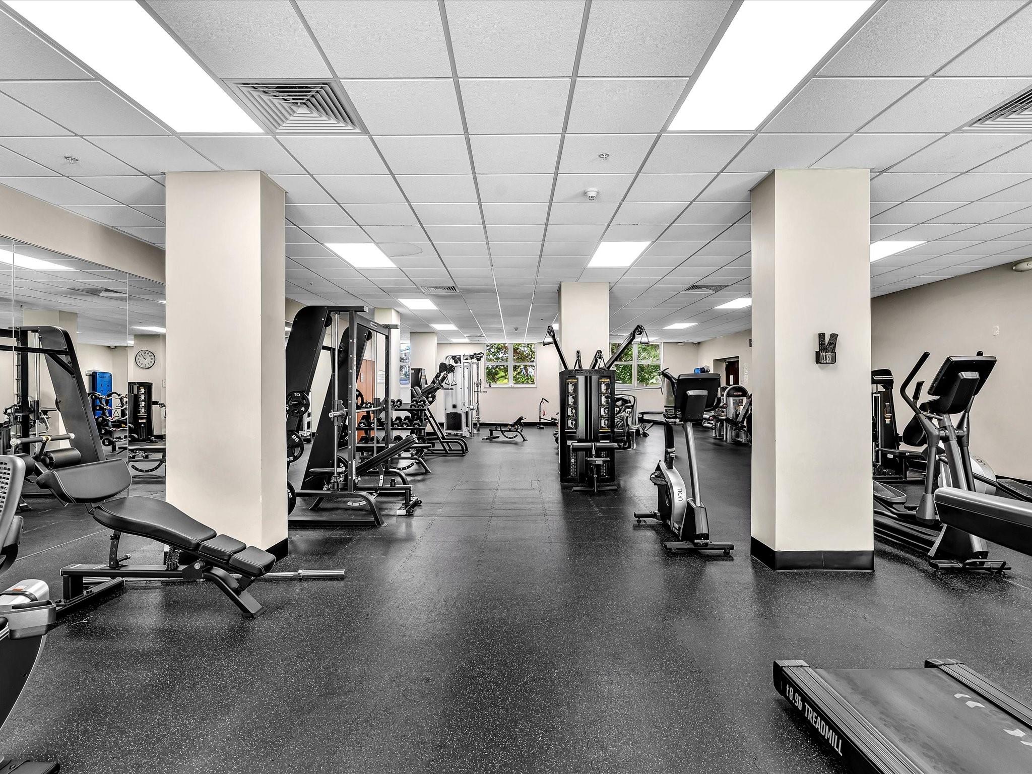 Residences On Hollywood - Residential