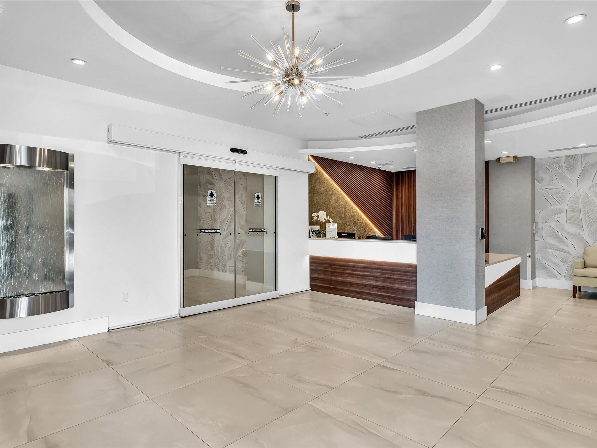 Residences On Hollywood - Residential