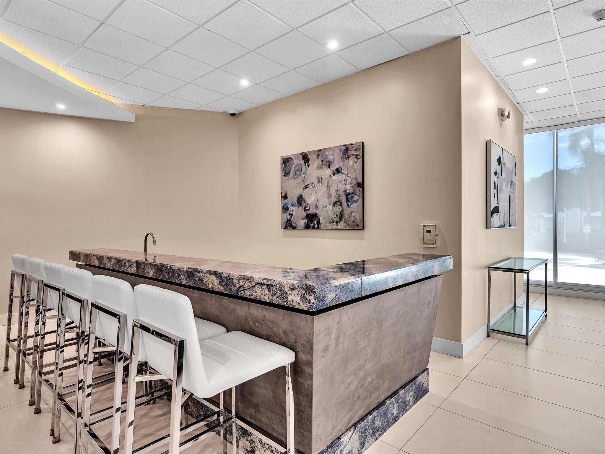 Residences On Hollywood - Residential