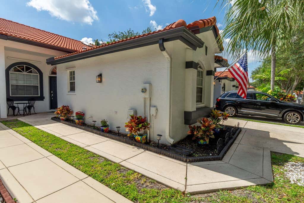 Photo of 18404 VÃ­a Di Regina, Boca Raton, FL 33496 (MLS # B26043874)