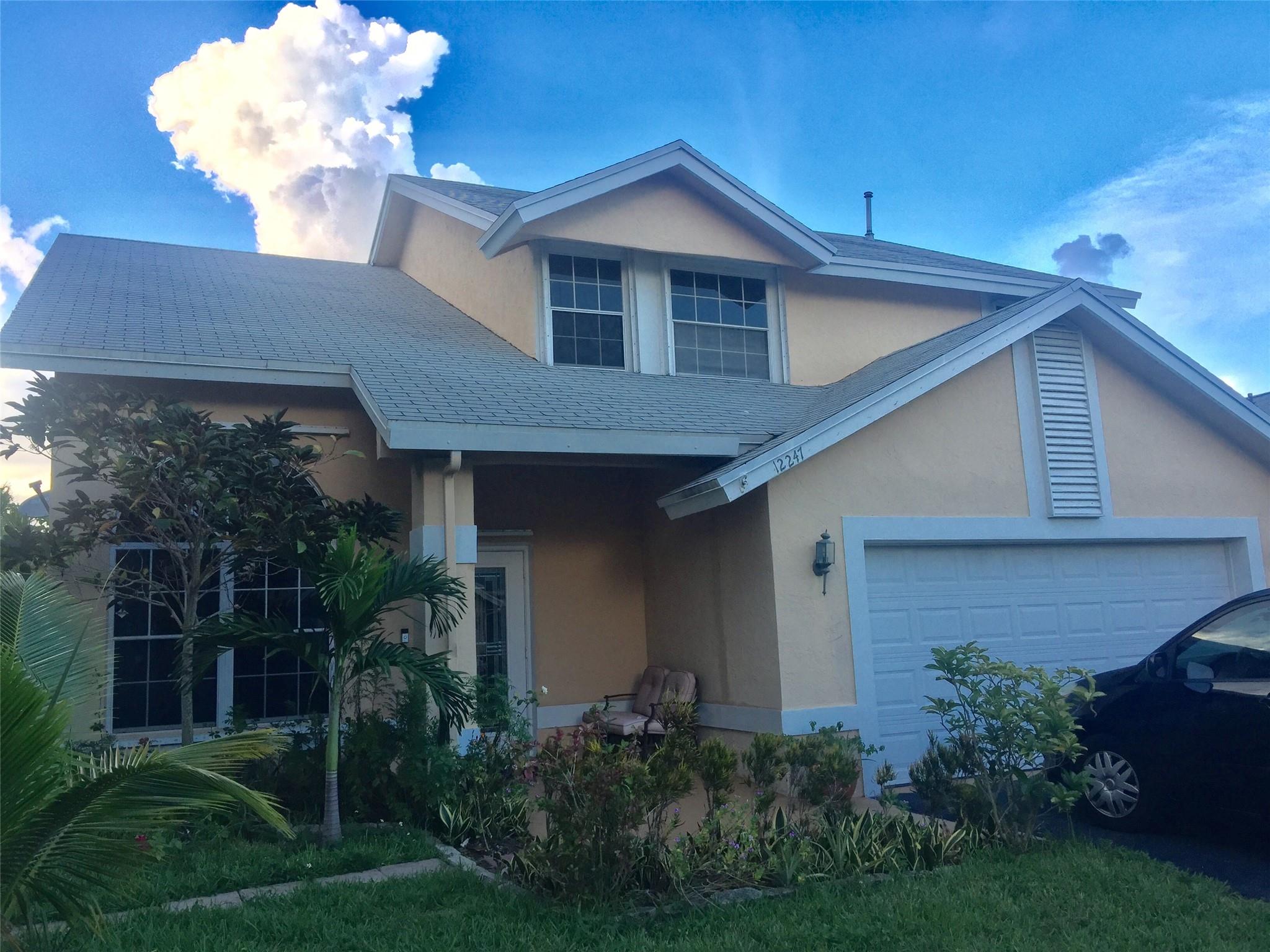 Wonderful 4/2 1/2 rental with updated kitchen and baths. New laminate flooring being installed. Perfectly located near I-75, Sawgrass Mills, many shops and arena. Landlord welcomes pets(breeds approved by HOA) with 350.00 non refundable pet deposit.
Property has efficiency that is currently rented (tenant has separate access )