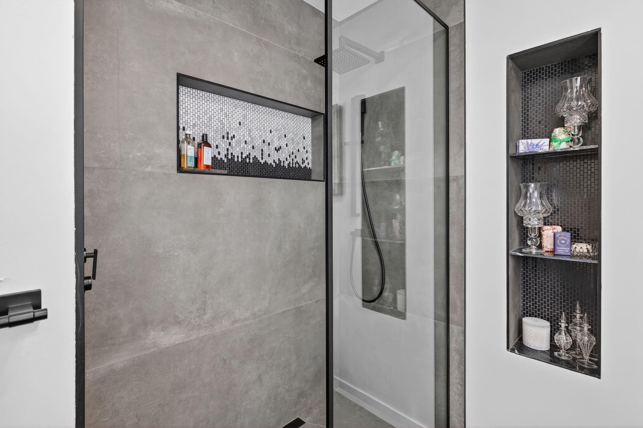 LAKE ESTATES ADD - Residential