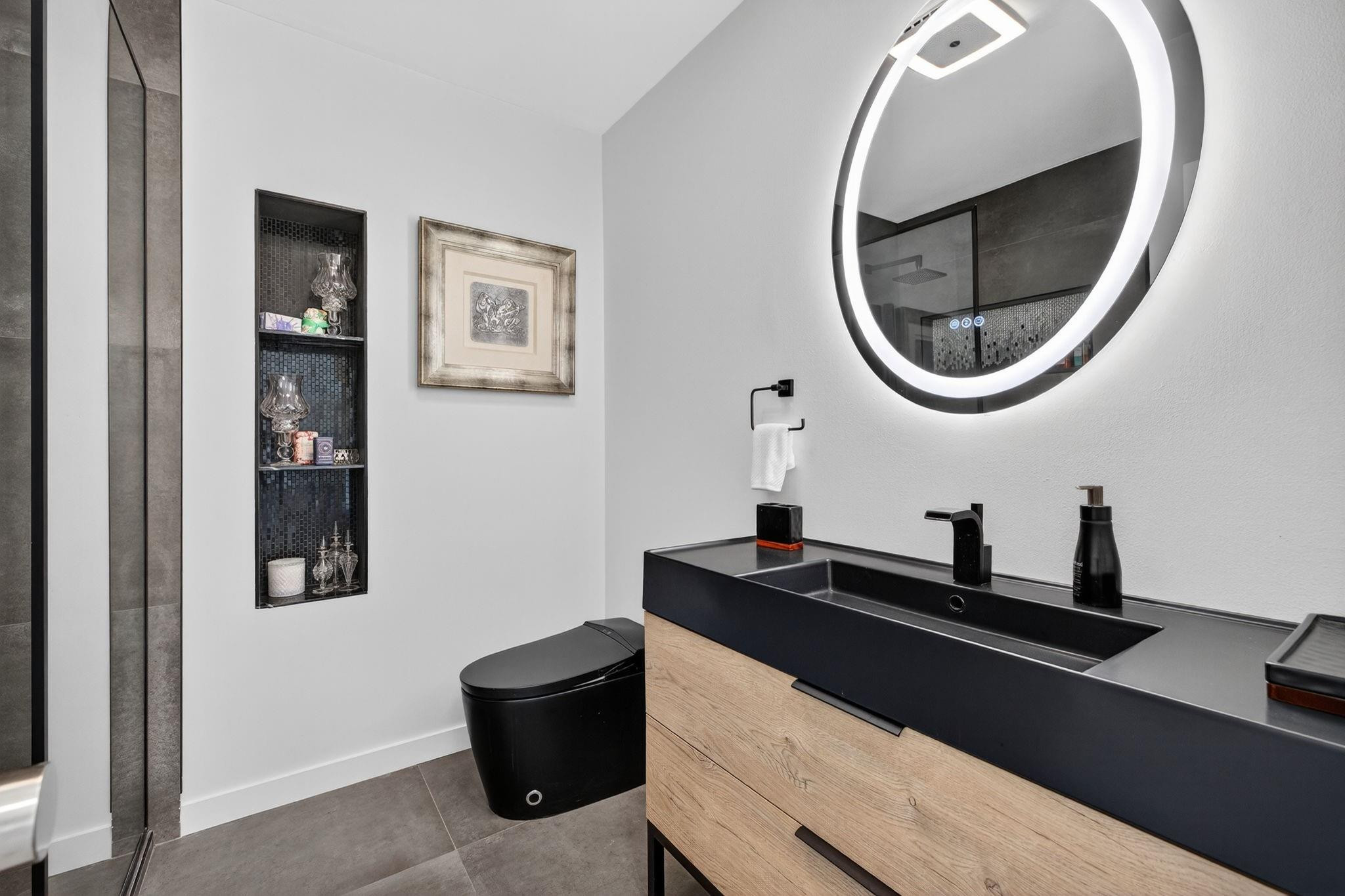 LAKE ESTATES ADD - Residential