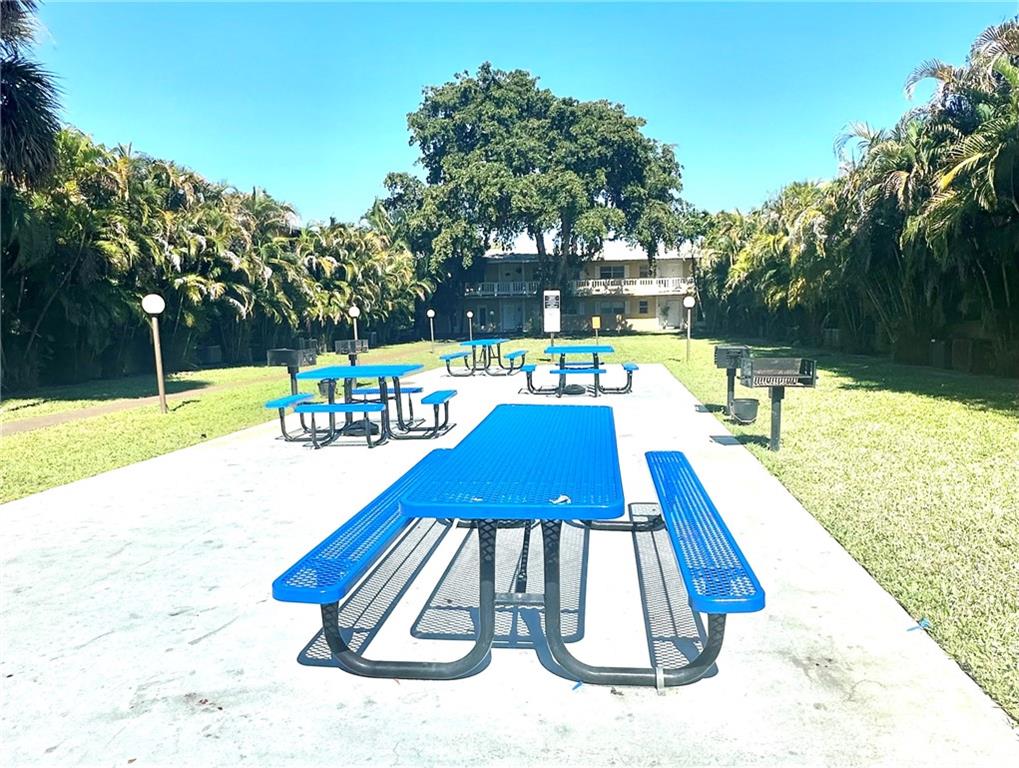 SEQUOIA GARDENS II - Residential