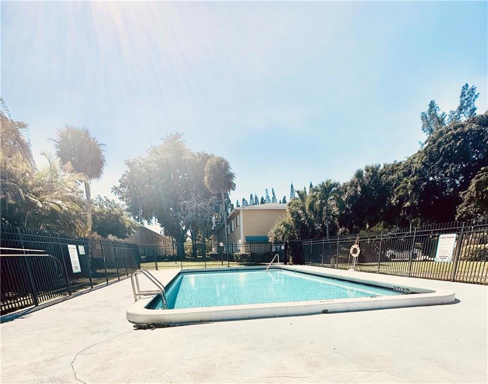 SEQUOIA GARDENS II - Residential