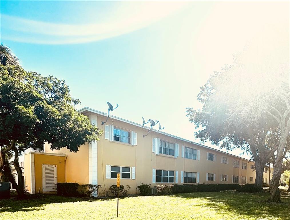 SEQUOIA GARDENS II - Residential
