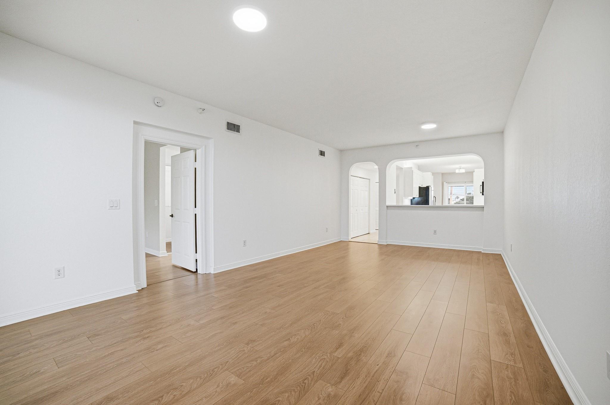 SOUTHAMPTON - Residential