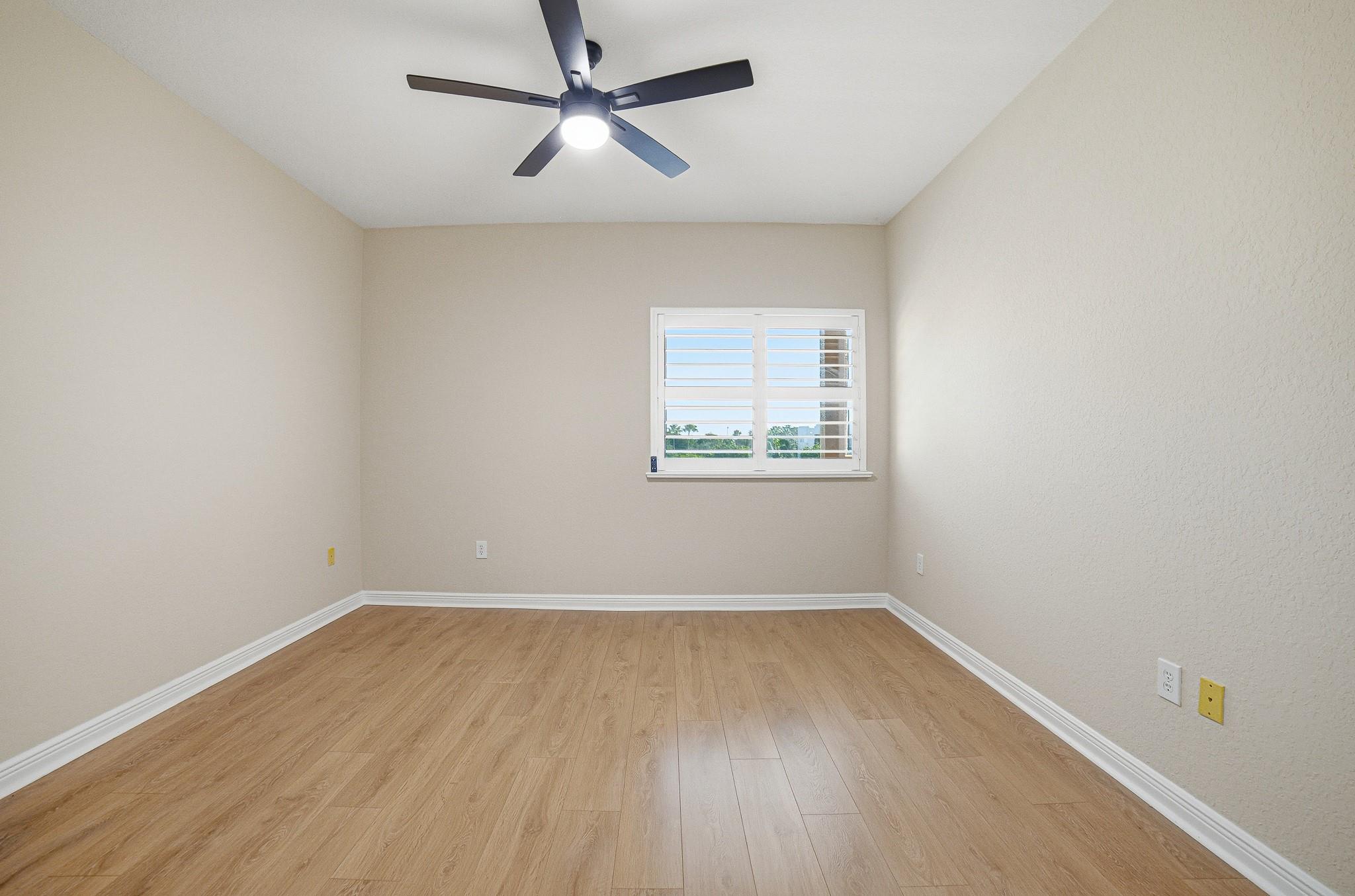 SOUTHAMPTON - Residential