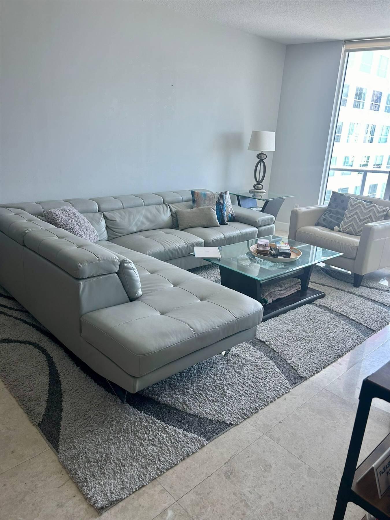 185 SW 7TH Street 1802