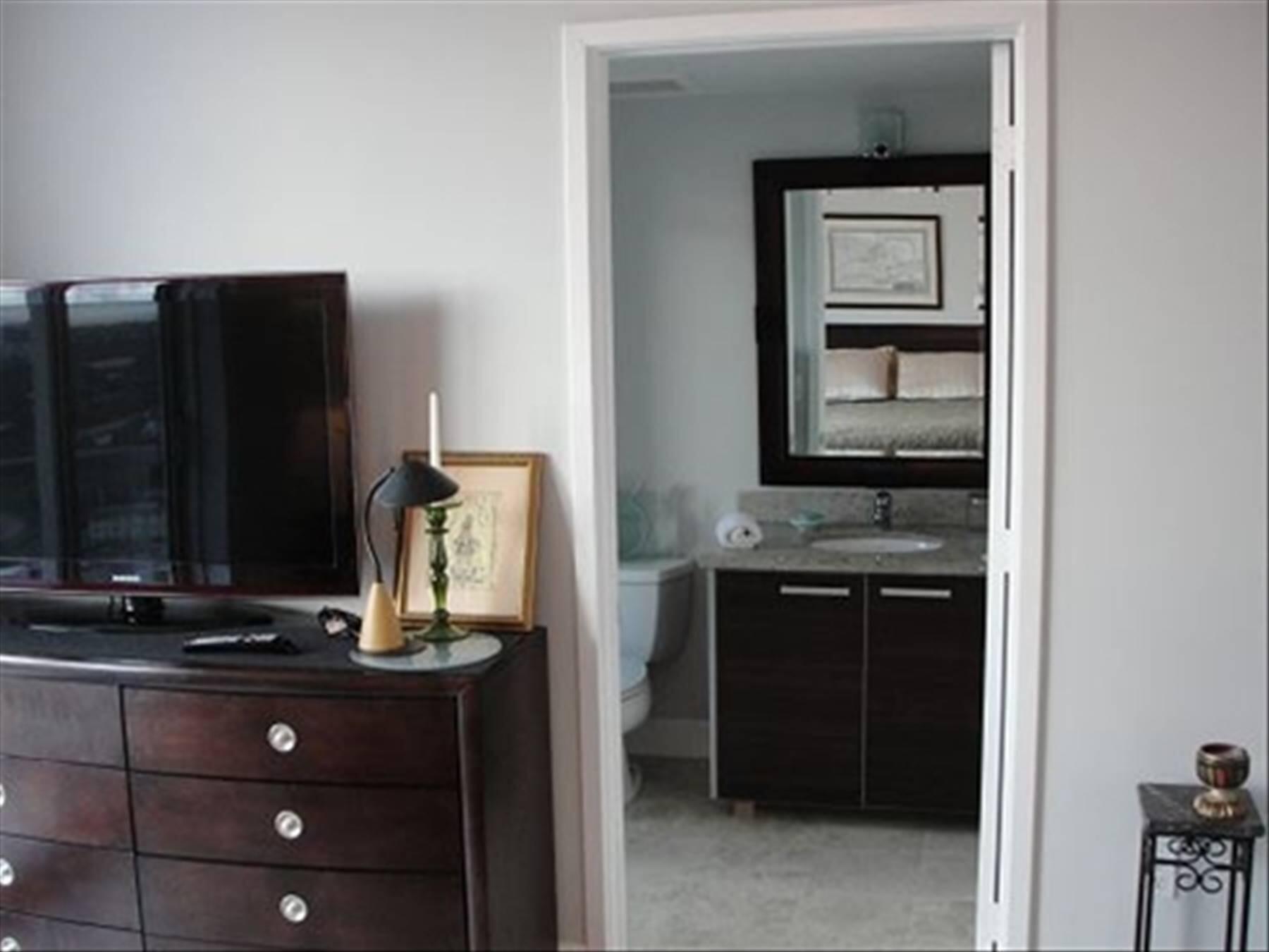185 SW 7TH Street 1802