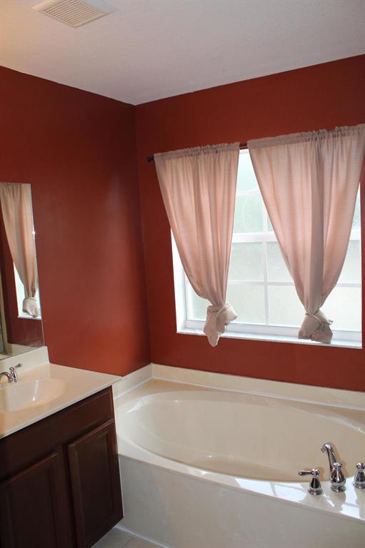 VERONA PALMS - Residential