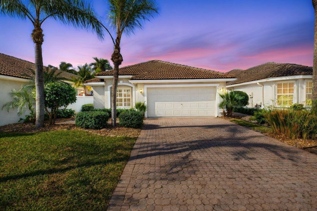 Photo of 7440 W Mercada Way, Delray Beach, FL 33446 (MLS # R11163043)