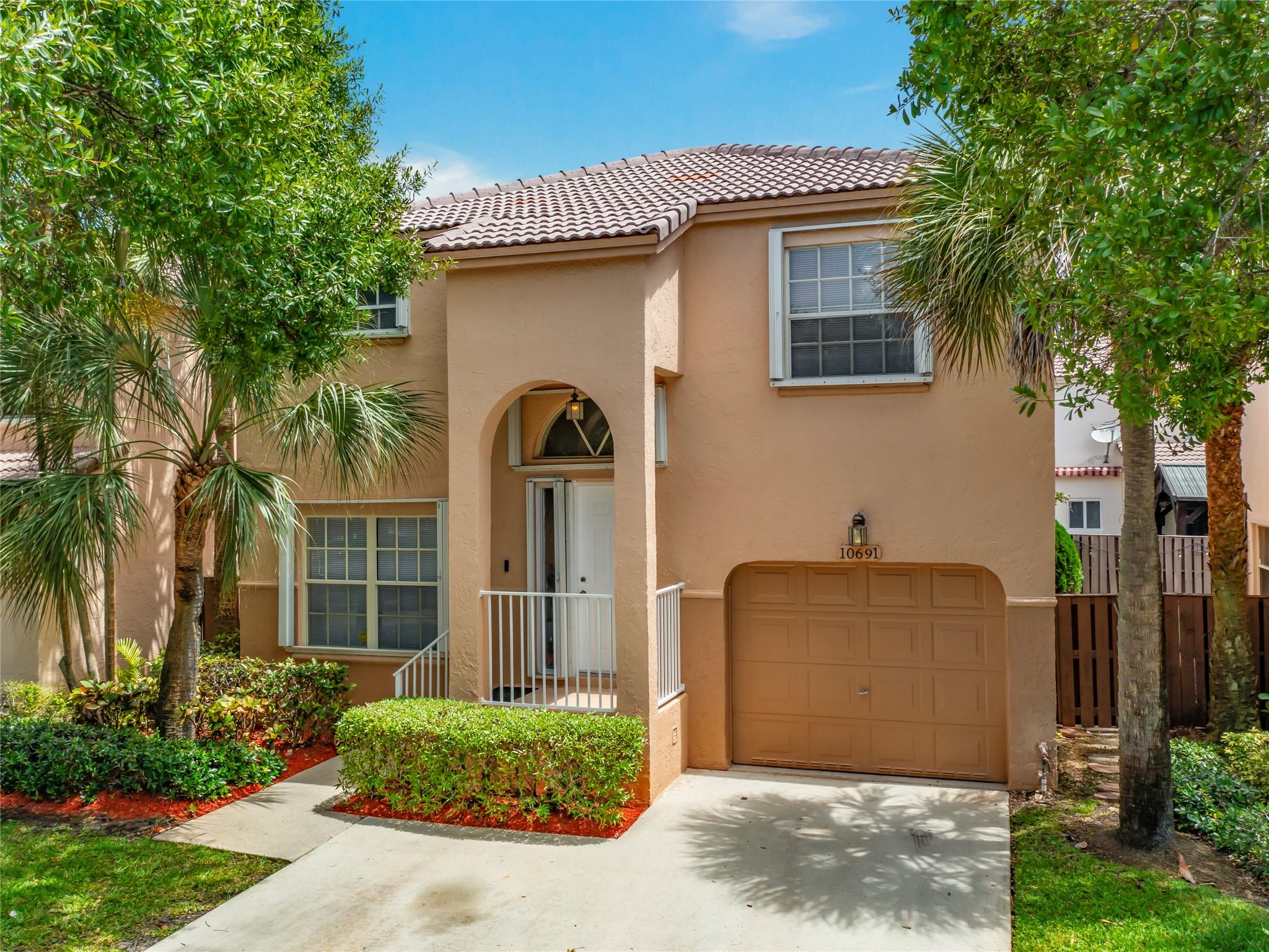 10691 NW 12th Dr