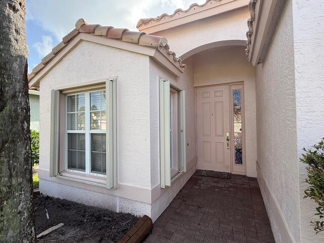 406 NW Breezy Point Loop