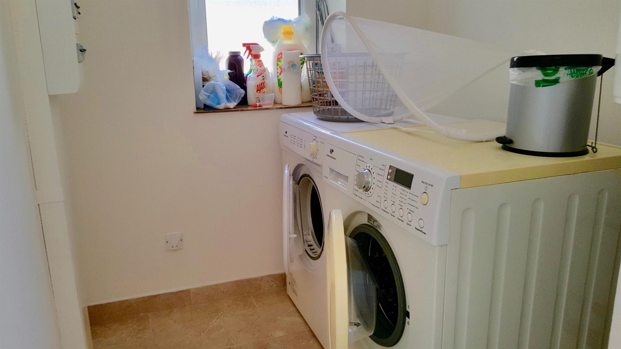 Sains-Du-Nord France - Residential