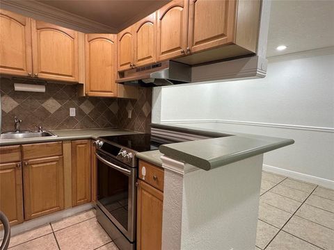 Tiny photo for 11783 NW 30th Street #104a, Coral Springs, FL 33065 (MLS # F10545804)