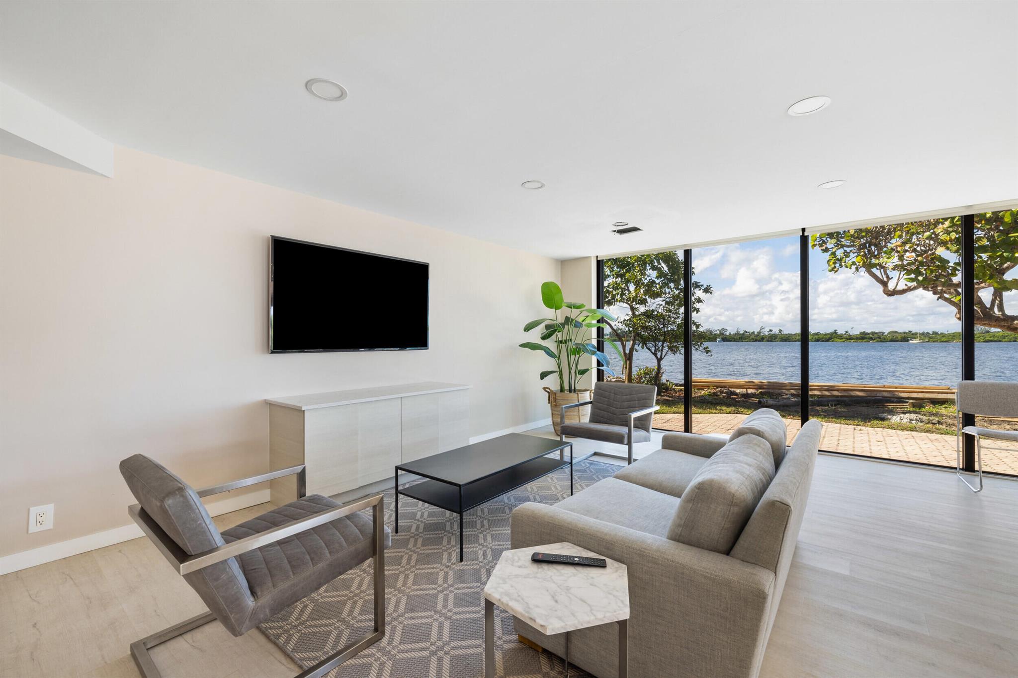 SUTTON PLACE CONDO - Residential