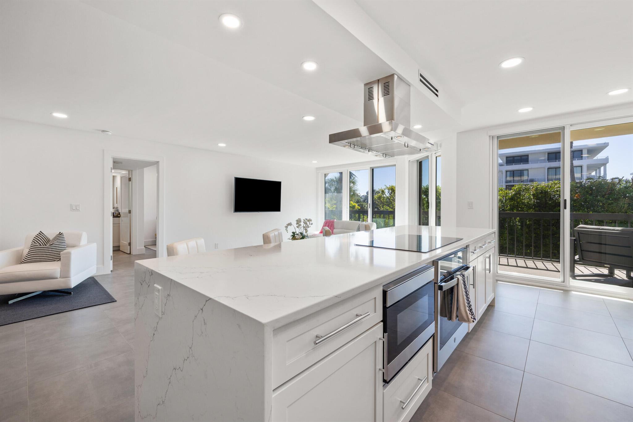 SUTTON PLACE CONDO - Residential