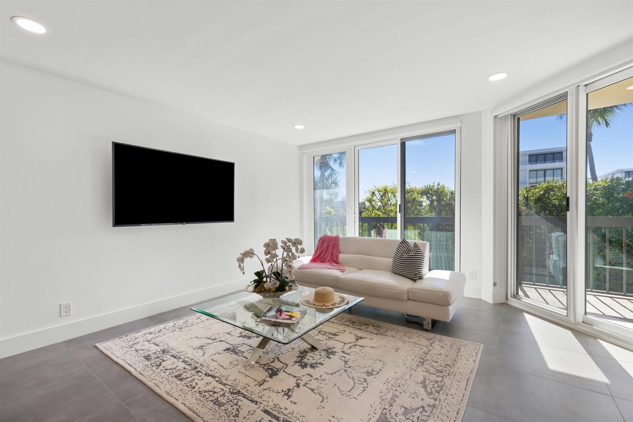 SUTTON PLACE CONDO - Residential